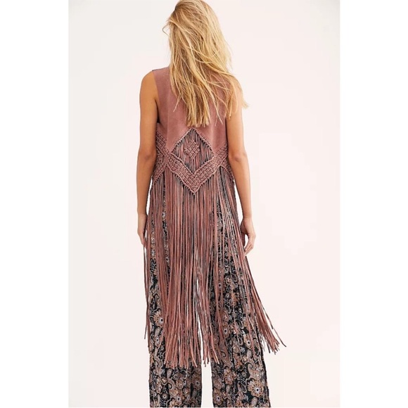 FREE PEOPLE | We the Free Fable Suede Fringe Vest Mauve Large NWOT - Picture 2 of 8